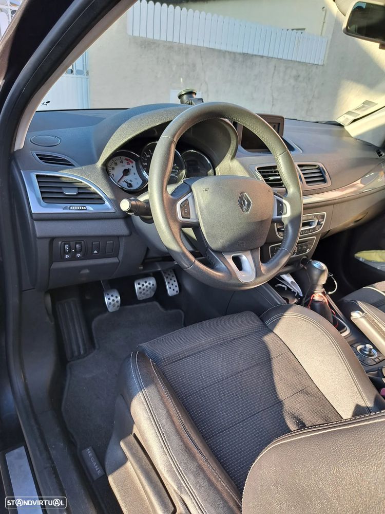 Renault Mégane - 5