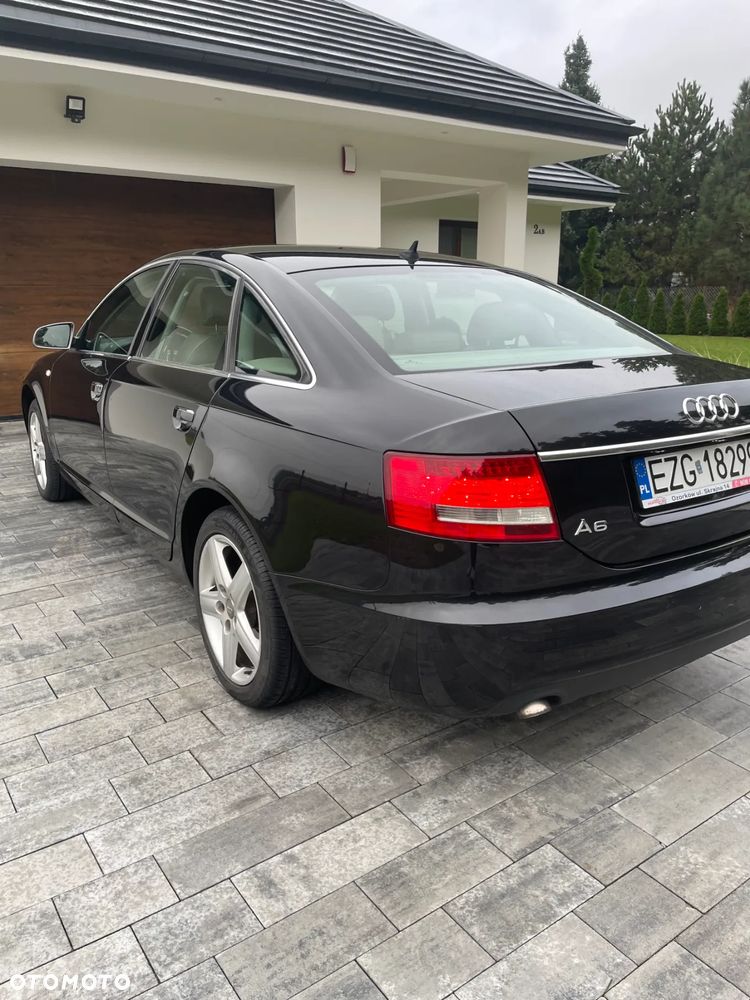 Audi A6 - 6