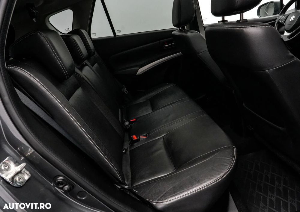 Suzuki S-Cross 1.4 ALLGRIP Luxus Aut. - 17