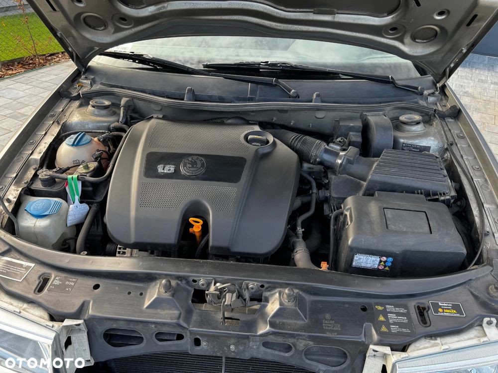 Skoda Octavia 1.6 Tour Plus Ice - 15