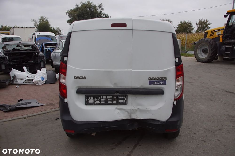 Auto na części - Dacia Dokker 1.5 DCI 90 KM K9K626 JR5341 DV369 2017R Silnik Skrzynia Drzwi Zderzak Błotnik Lampa Lusterko Szyba Klamka Deska Kokpit Sterownik Moduł Czujnik Licznik Panel Kierownica - 6