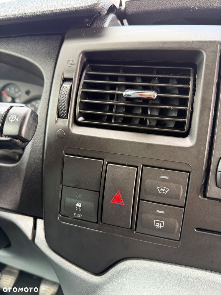 Ford Transit - 13
