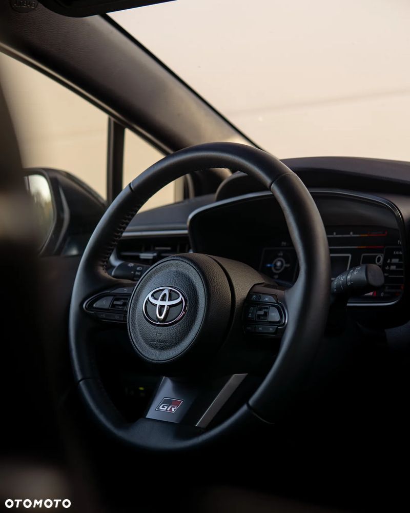 Toyota GR Corolla - 14