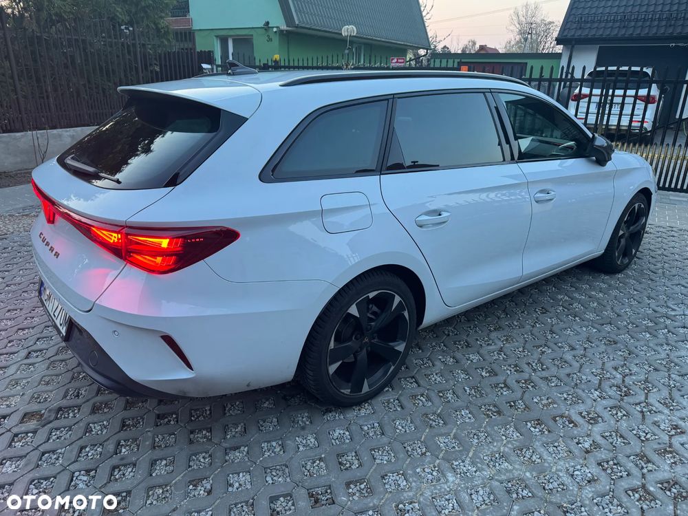 Cupra Leon 1.5 eTSI DSG - 6