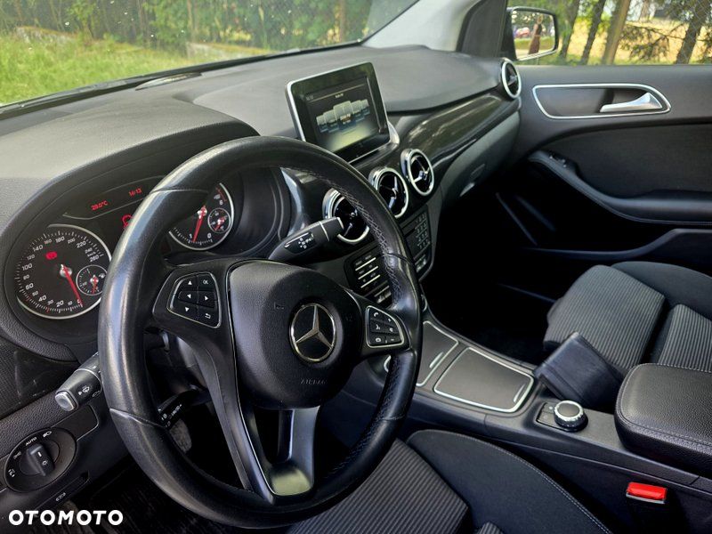 Mercedes-Benz Klasa B 180 d 7G-DCT Edition - 11