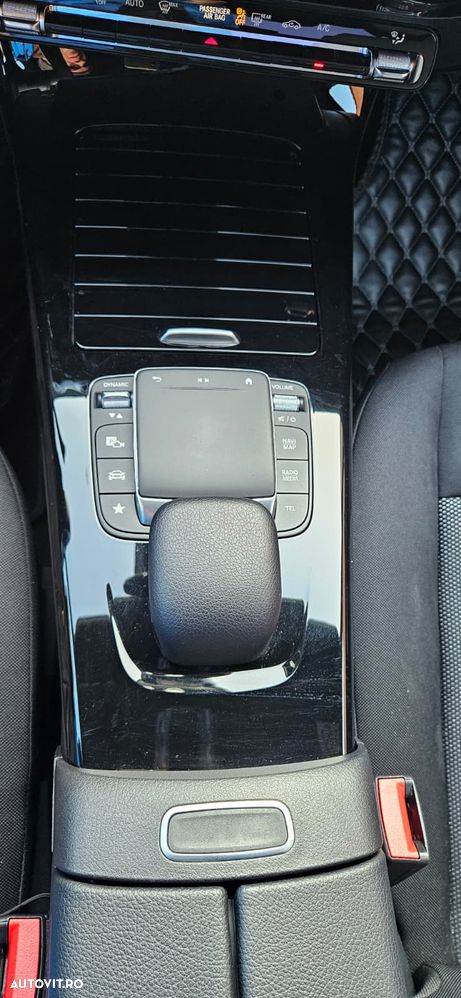 Mercedes-Benz CLA 180 - 16