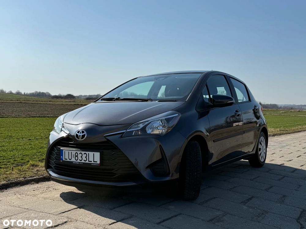 Toyota Yaris 1.5 Active - 11