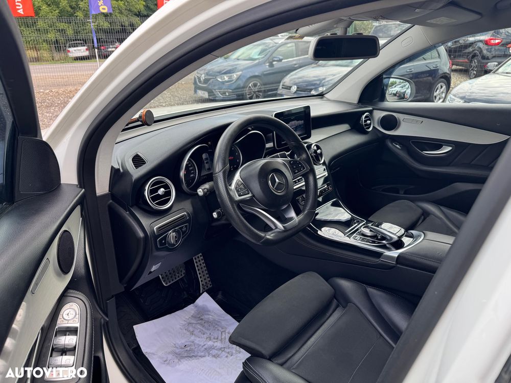 Mercedes-Benz GLC Coupe 250 d 4Matic 9G-TRONIC AMG Line - 9