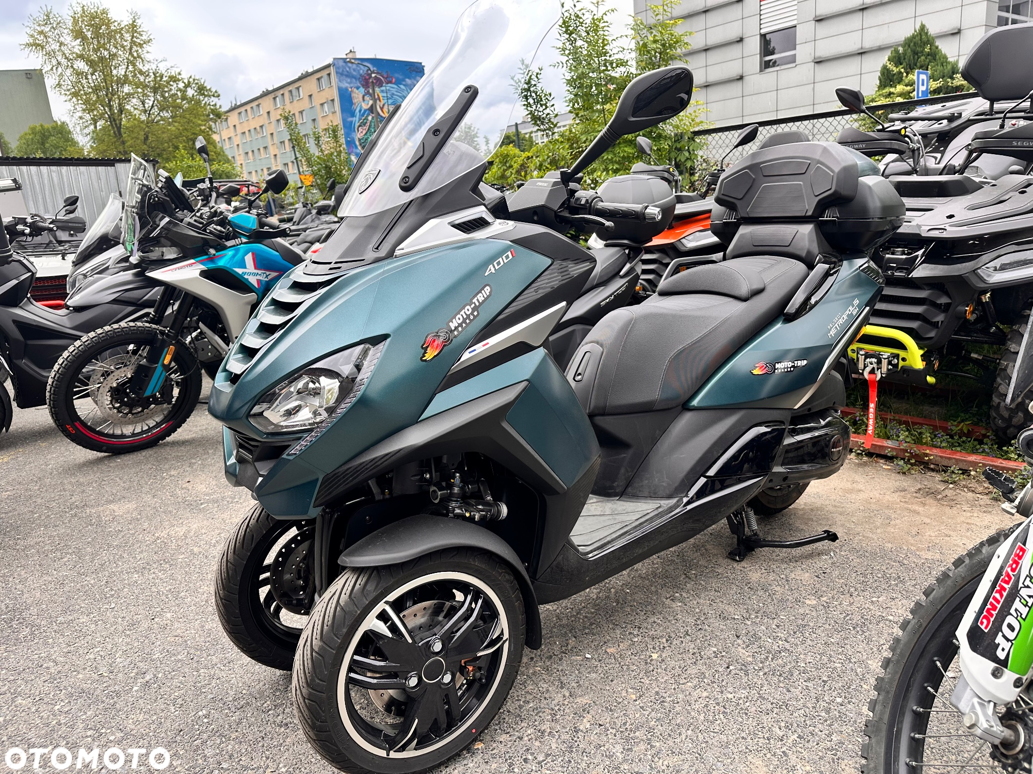 Peugeot Metropolis - 2