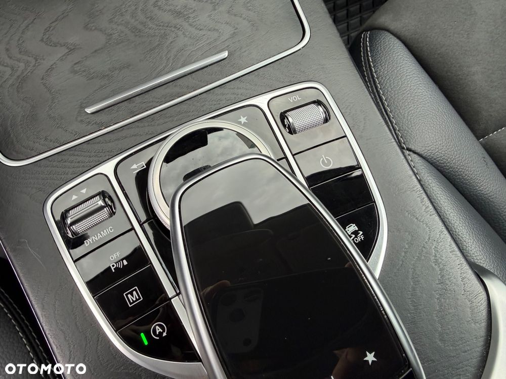 Mercedes-Benz GLC - 5