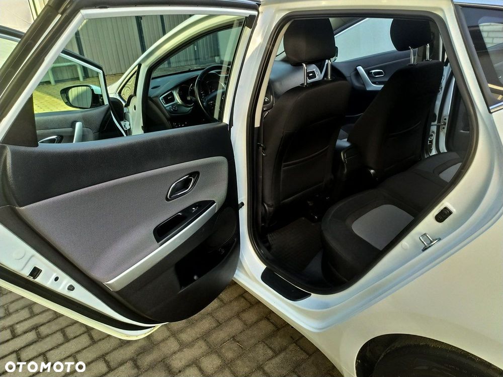 Kia Ceed - 21