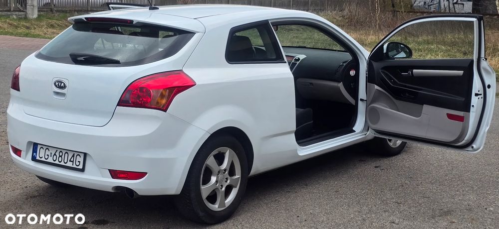 Kia Ceed 1.6 CVVT LX - 17