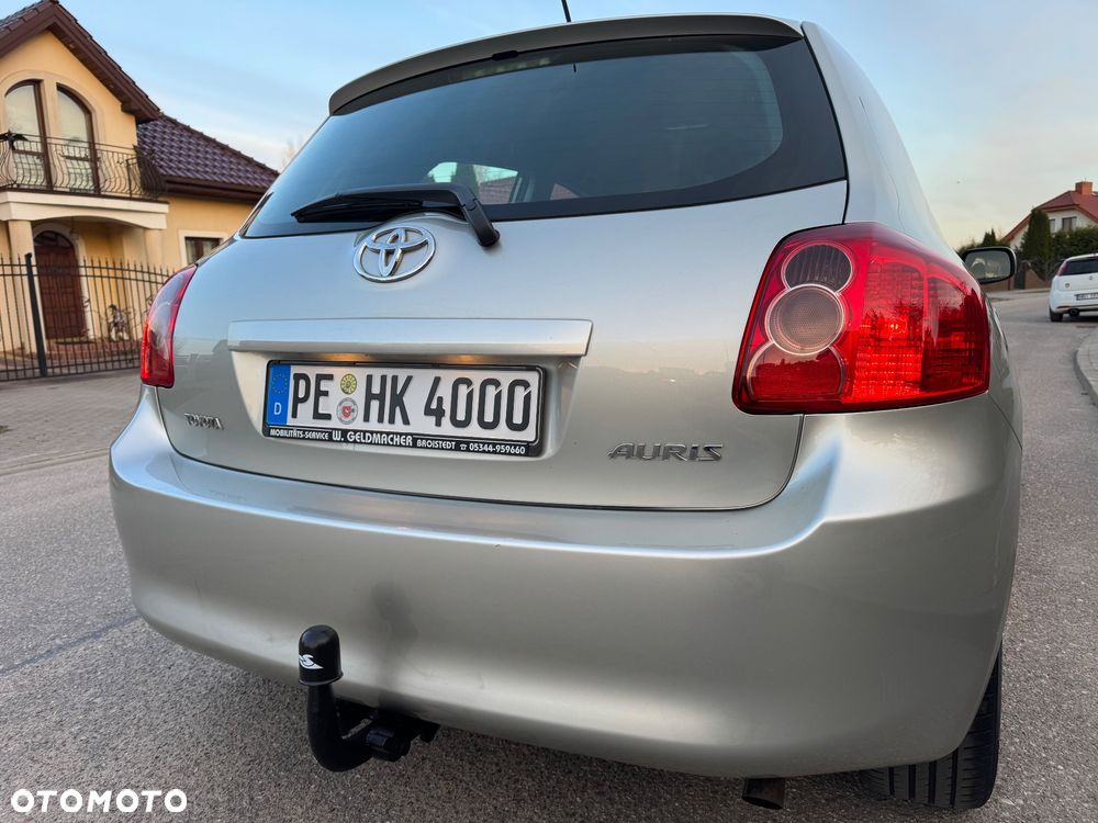 Toyota Auris 1.33 VVT-i Terra - 13