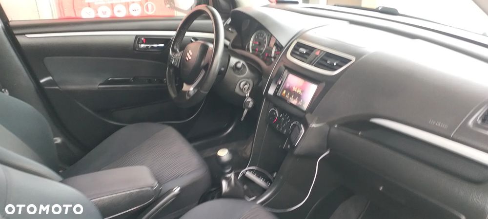 Suzuki Swift - 38