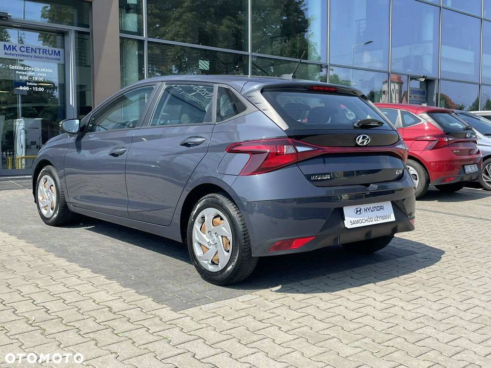 Hyundai i20 - 10