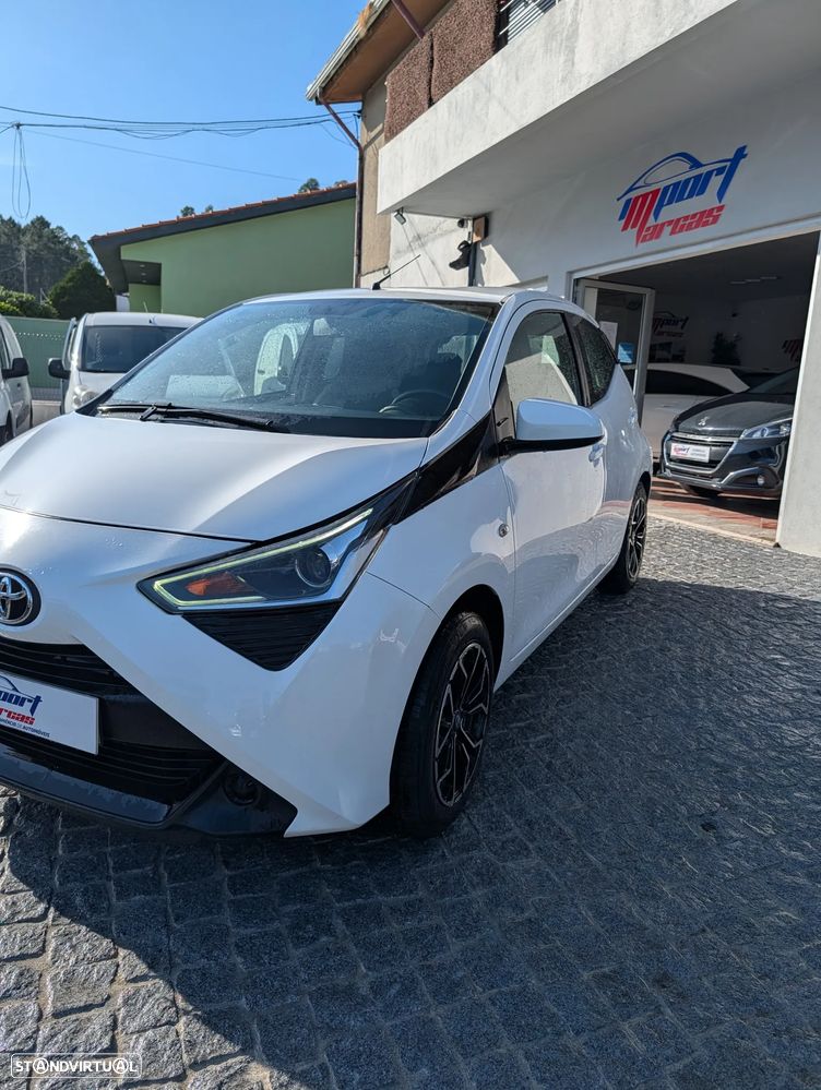 Toyota Aygo x-play - 2
