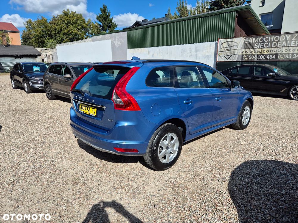 Volvo XC 60 D3 Drive-E Momentum - 14