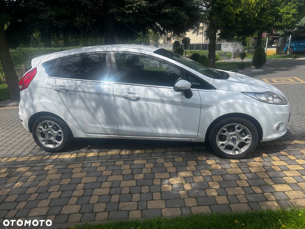 Ford Fiesta 1.6 TDCi Titanium - 2