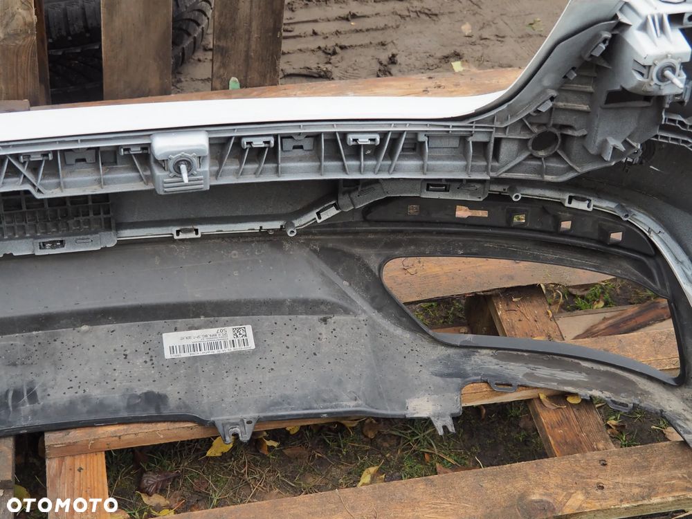 Zderzak tył tylny Audi A4 B9 Avant Kombi S-Line Ibisweiss - 18