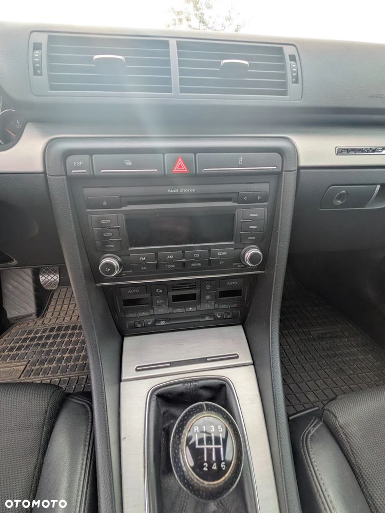 Audi A4 Limousine 2.0T FSI Quattro - 15