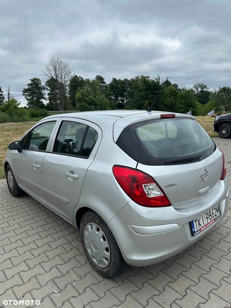 Opel Corsa - 2