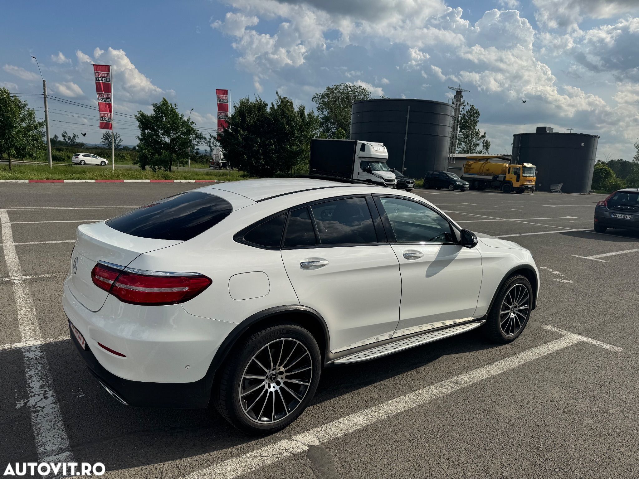 Mercedes-Benz GLC Coupe 250 d 4Matic 9G-TRONIC AMG Line - 1