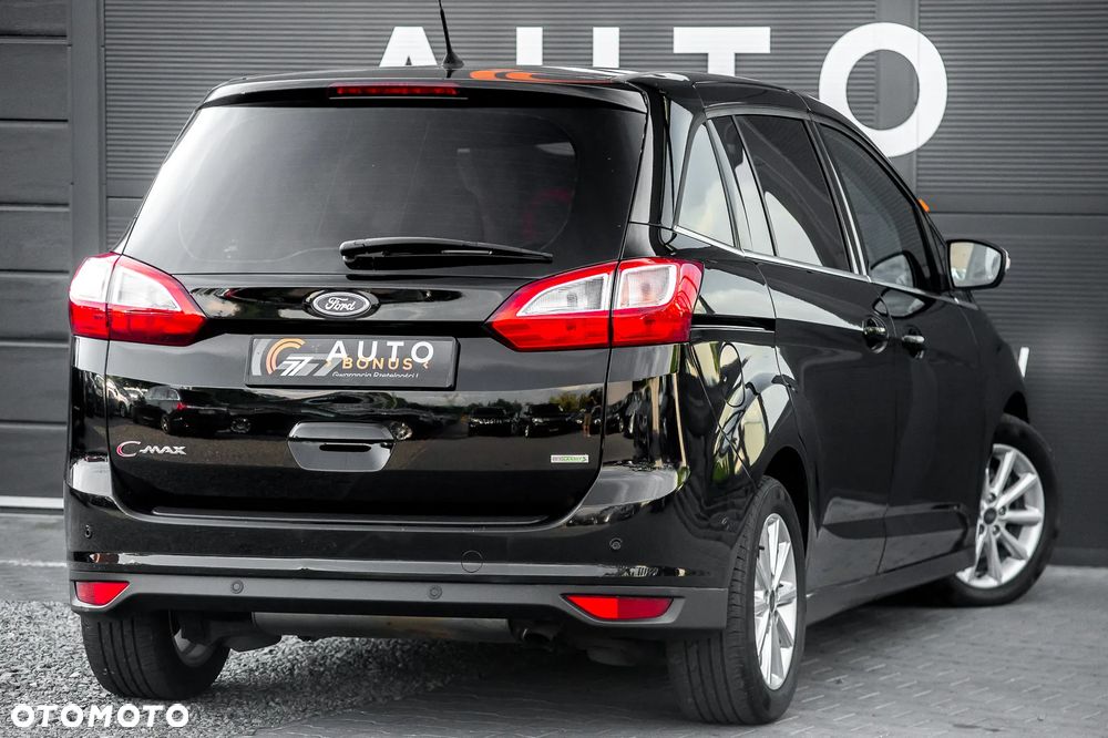 Ford Grand C-MAX - 12