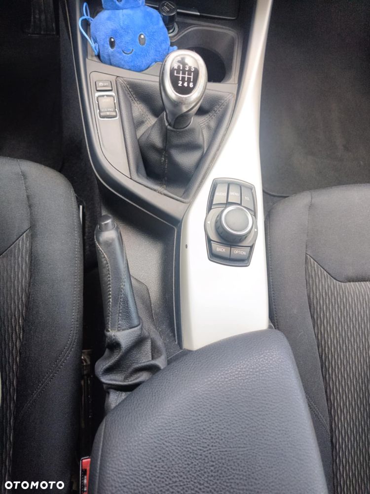 BMW Seria 1 114d - 15