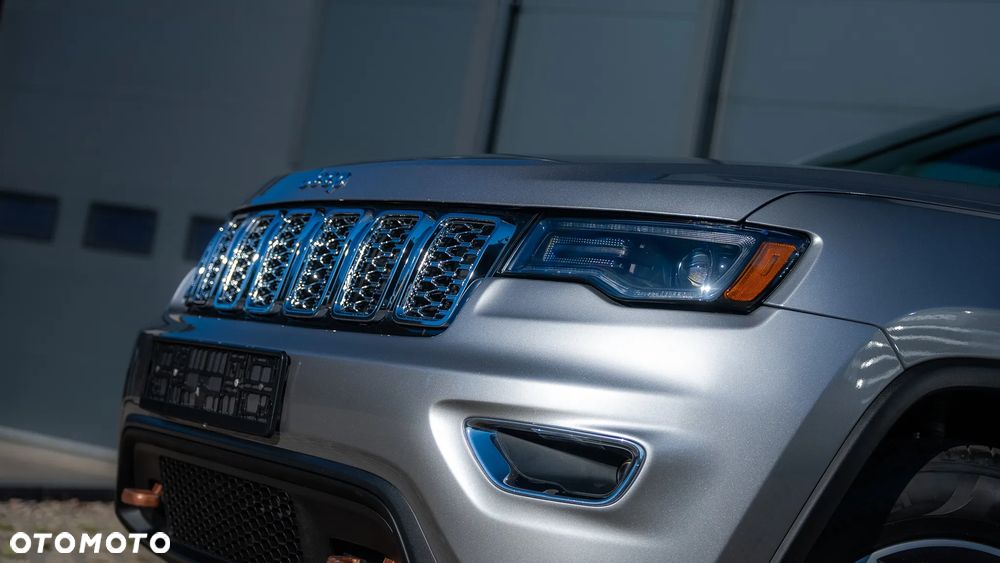 Jeep Grand Cherokee - 3