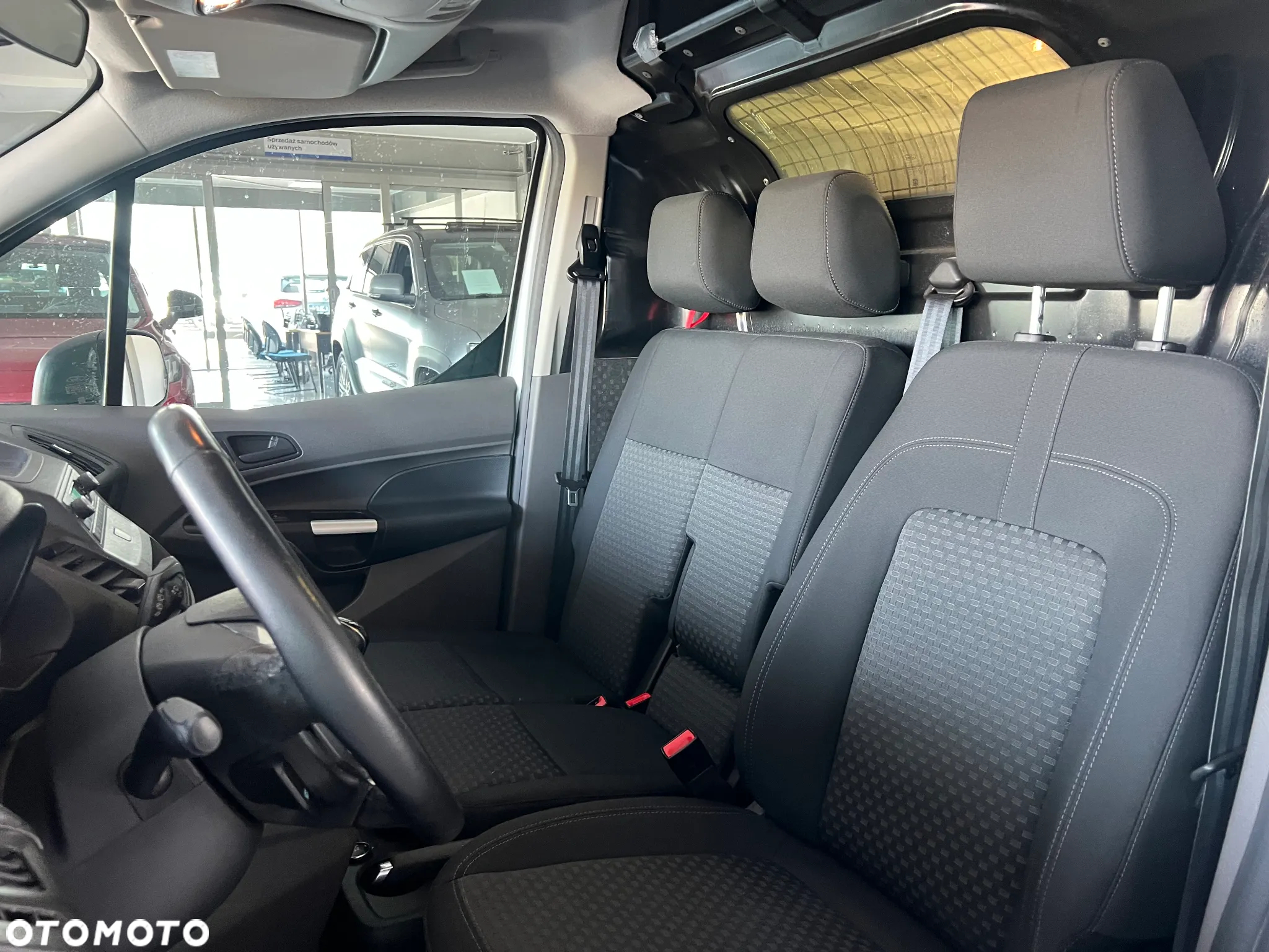 Ford Connect - 22