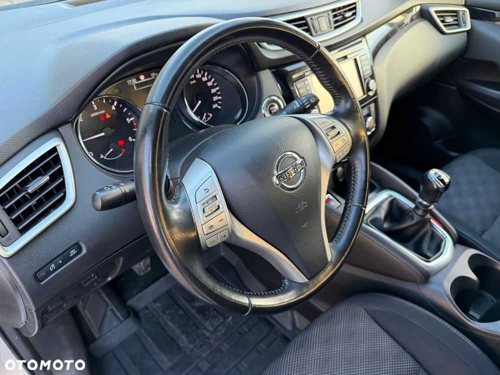 Nissan Qashqai 1.5 dCi Visia - 20