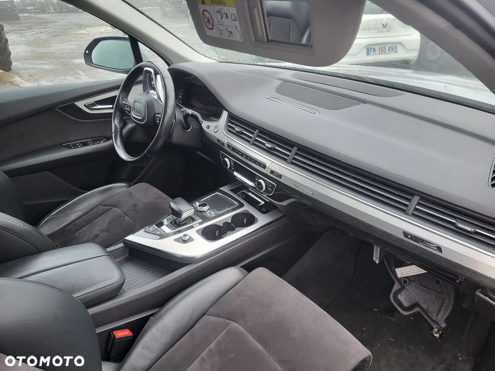 Audi Q7 - 17