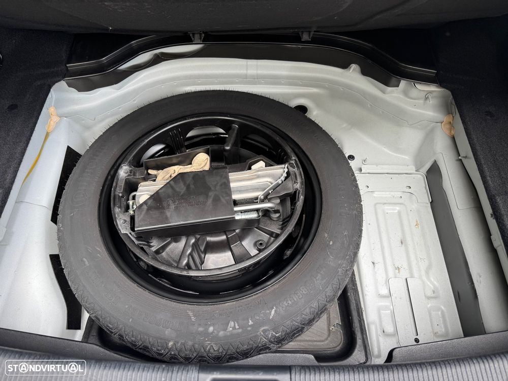 Mercedes-Benz E 250 CDi Avantgarde BlueEfficiency - 26