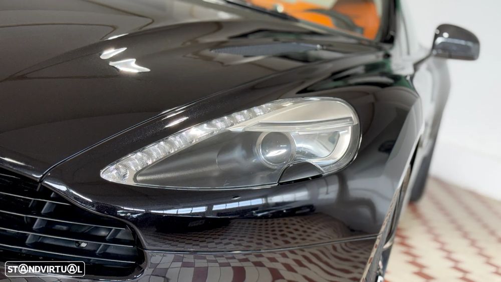 Aston Martin Vanquish Touchtronic 2 - 13