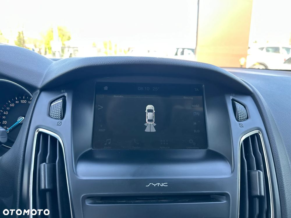 Ford Focus 1.6 SYNC Edition - 17