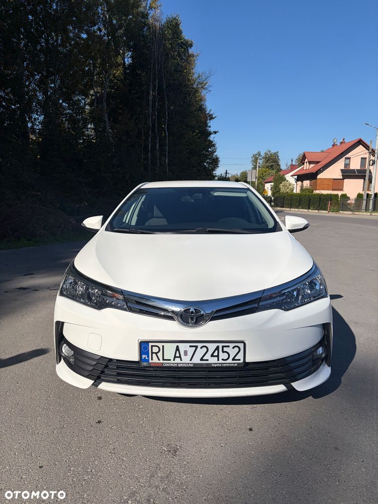 Toyota Corolla 1.6 Premium - 3