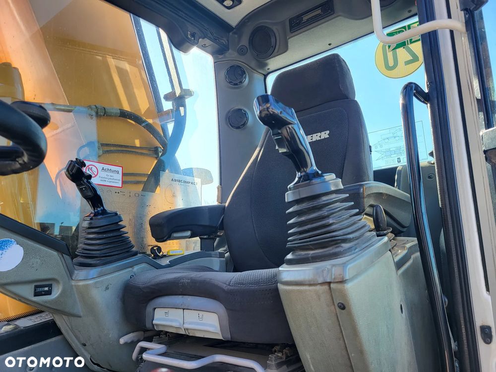 Liebherr A918 Compact / z Niemiec / - 10
