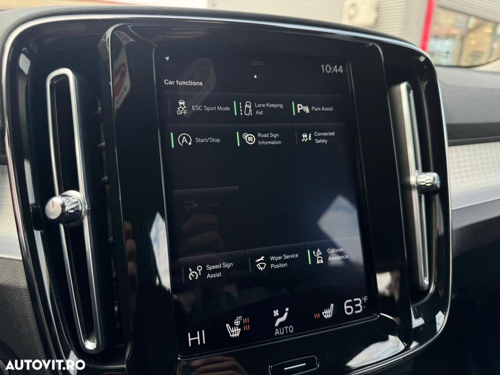 Volvo XC 40 - 21