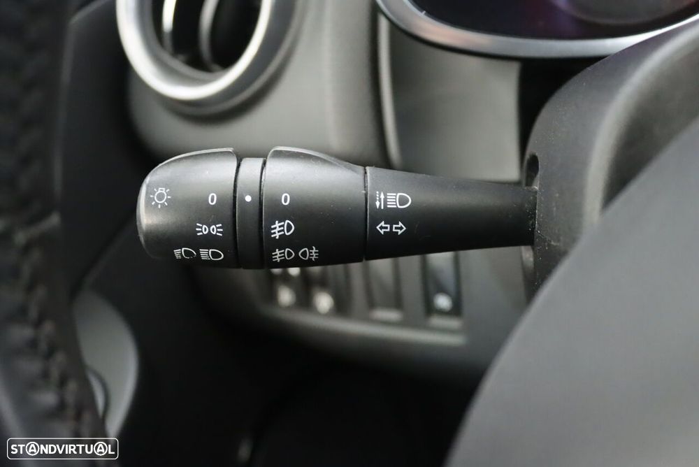 Renault Clio Sport Tourer 0.9 TCe Limited - 13