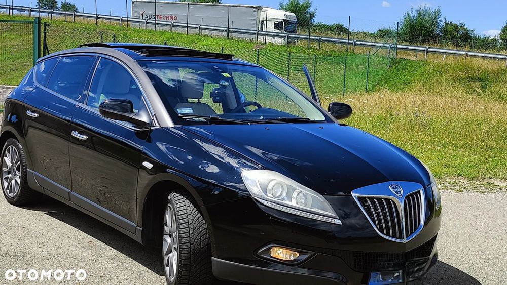 Lancia Delta 1.9 MJ TB Platino - 1