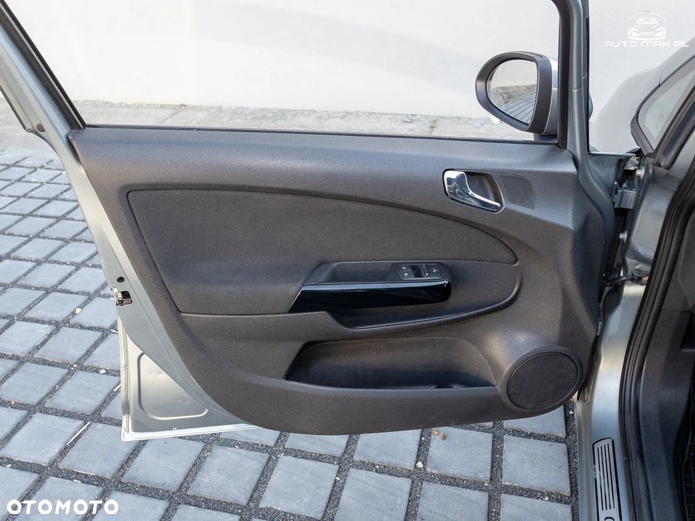 Opel Corsa 1.4 16V Satellite - 14