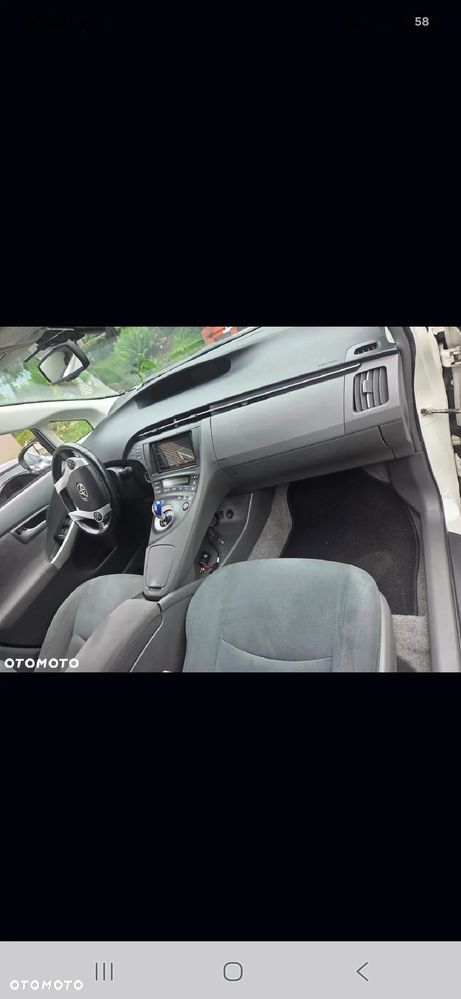 Toyota Prius (Hybrid) Comfort - 7