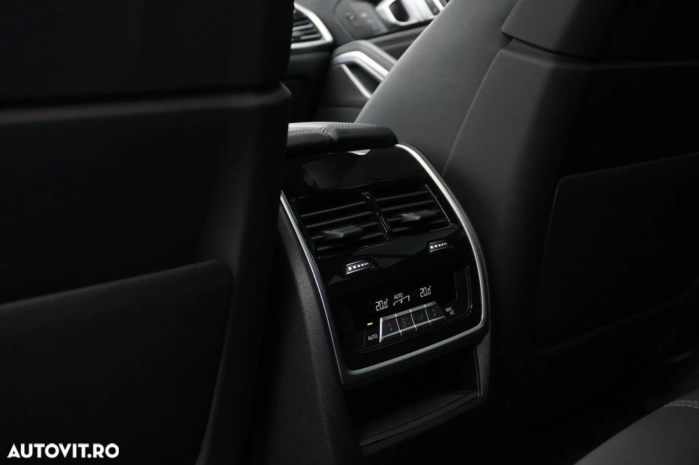 BMW X6 xDrive40d AT MHEV - 11