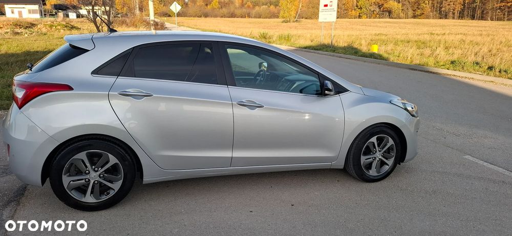 Hyundai i30 ver-1-6-crdi-passion - 6