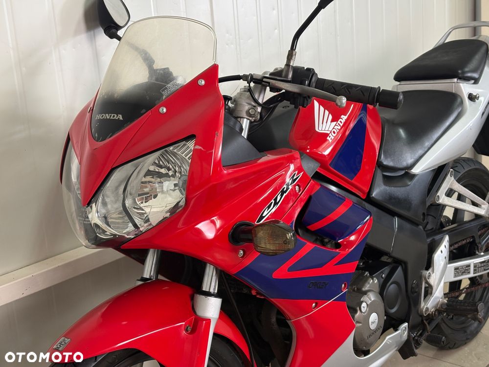 Honda CBR - 11