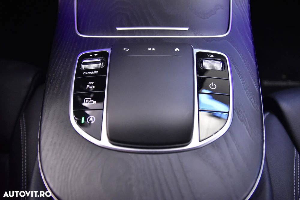 Mercedes-Benz E - 17