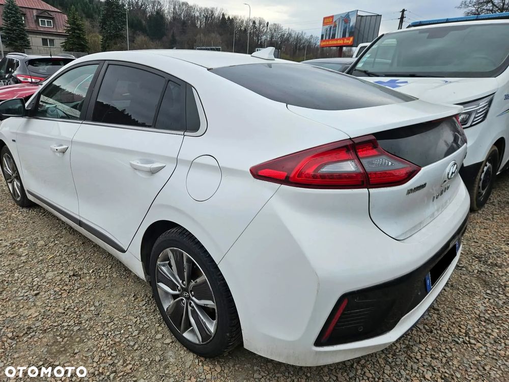 Hyundai IONIQ 1.6 GDI Style - 3