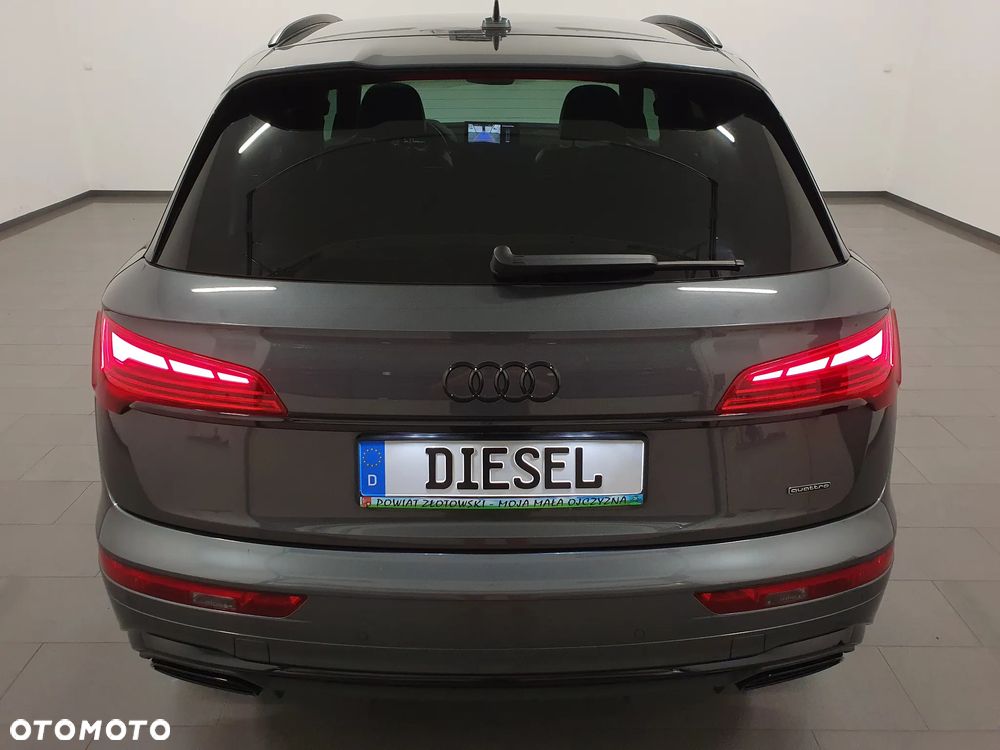 Audi Q5 40 TDI quattro S tronic S line - 35