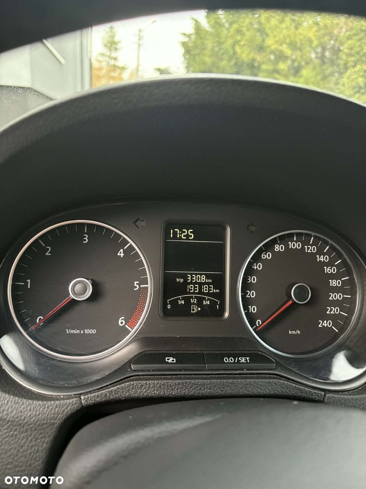 Volkswagen Polo 1.6 TDI DPF Comfortline - 4