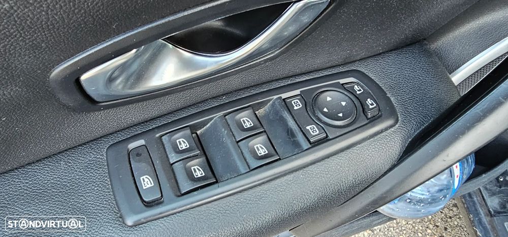 Renault Mégane 1.5 dCi Dynamique - 9